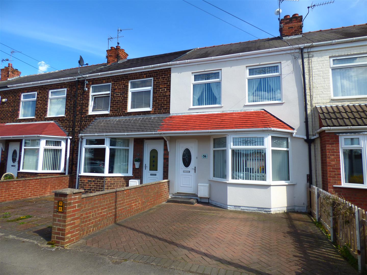 House Terraced Penshurst Avenue, Hessle